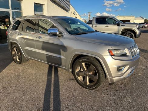 Used 2014 Jeep Grand Cherokee Overland w/ Advanced Technology Group image 3
