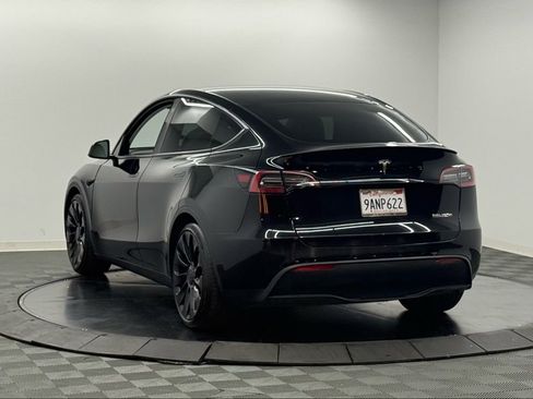 Used 2022 Tesla Model Y Performance image 10