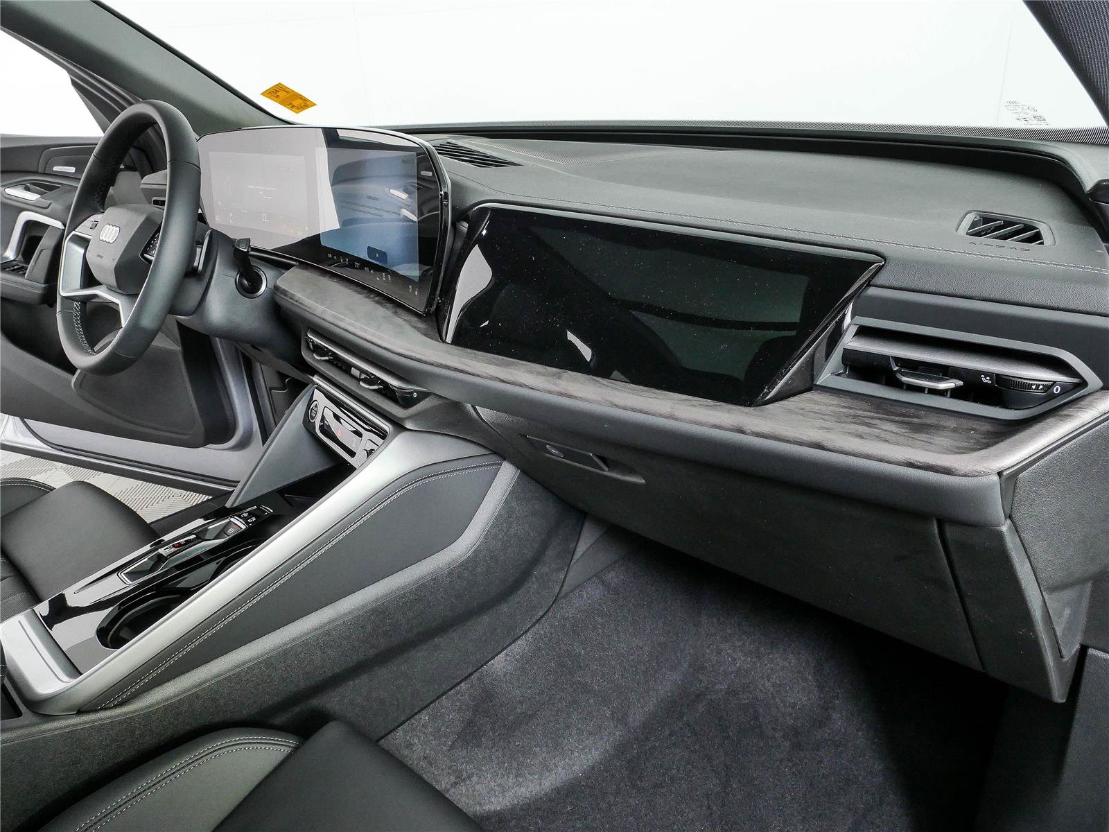 New 2026 Audi Q5 Premium Plus AWD/4WD image 24