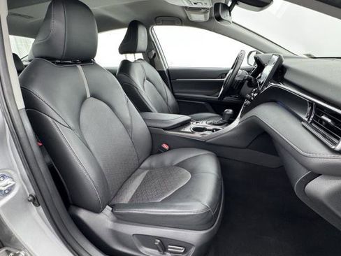 Used 2023 Toyota Camry XSE image 45