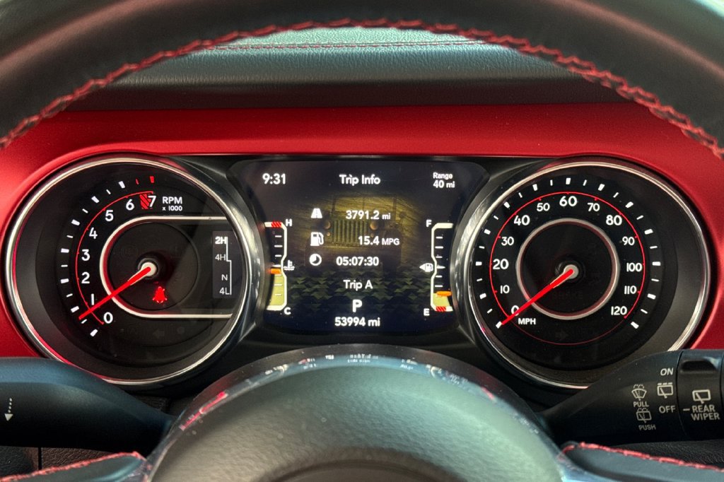 Used 2022 Jeep Wrangler Unlimited Rubicon w/ LED Lighting Group AWD/4WD image 24