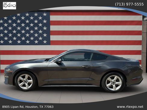 Used 2018 Ford Mustang Coupe image 5