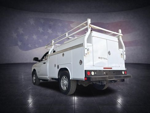Used 2021 RAM 2500 Tradesman RWD image 3