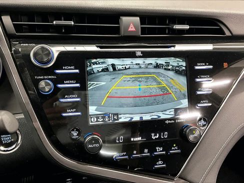 Used 2018 Toyota Camry XSE w/ Driver Assist Package FWD image 26