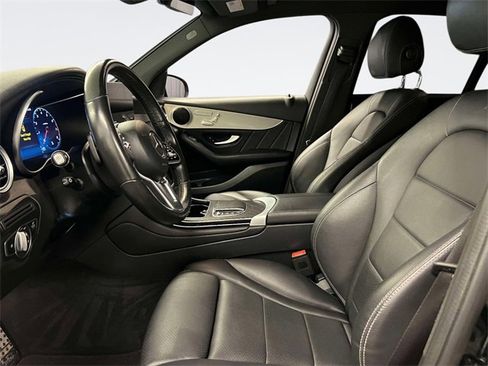 Certified 2022 Mercedes-Benz GLC 300 4MATIC image 17