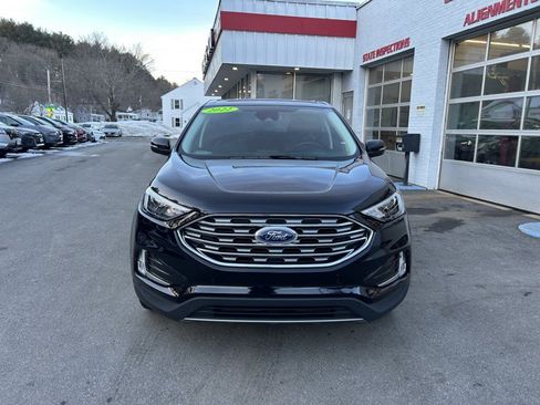 Used 2022 Ford Edge Titanium AWD/4WD image 2