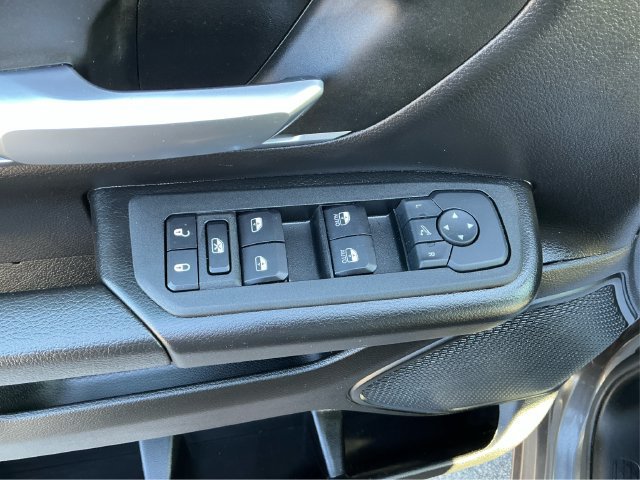 Used 2025 RAM 1500 Big Horn AWD/4WD image 34