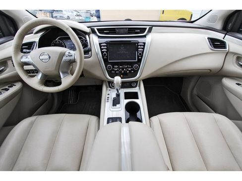 Used 2018 Nissan Murano SL FWD image 10