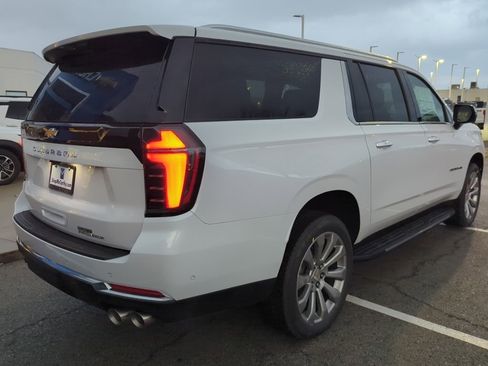 New 2026 Chevrolet Suburban Premier w/ Sun And Tow Package image 6