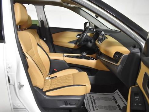 Certified 2023 Nissan Rogue Platinum AWD/4WD image 35