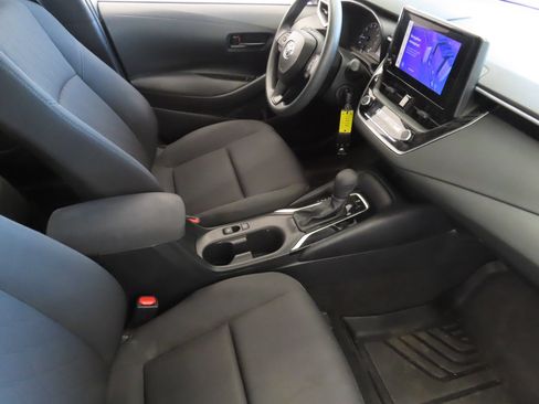 Used 2024 Toyota Corolla LE FWD image 24