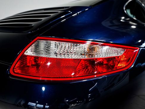Used 2006 Porsche 911 Carrera S RWD image 36