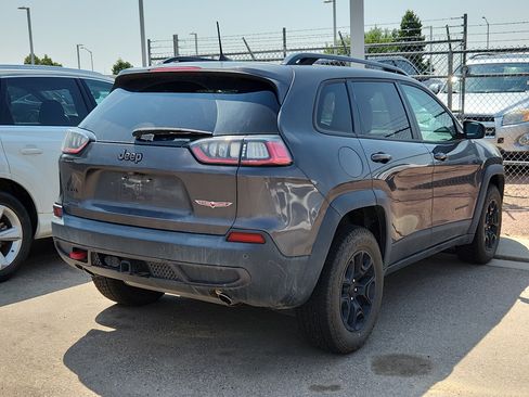 Used 2022 Jeep Cherokee Trailhawk w/ Sun, Sound & Nav Group AWD/4WD image 2