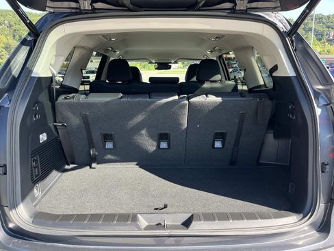Used 2023 Subaru Ascent Limited AWD/4WD image 20