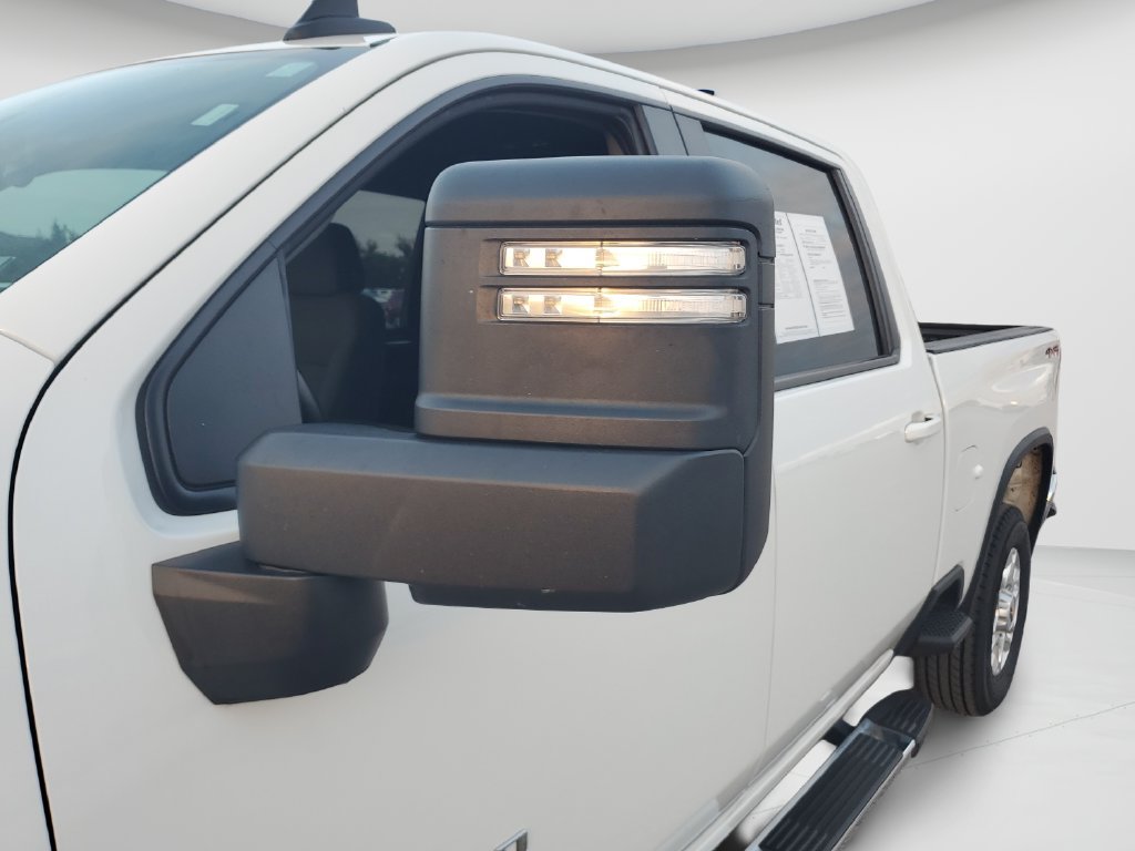 Used 2025 Chevrolet Silverado 3500 LT w/ Safety Package AWD/4WD image 28