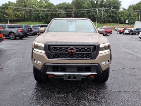 Used 2022 Nissan Frontier PRO-4X w/ Off-Road Protection Package AWD/4WD image 3