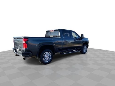 Used 2020 Chevrolet Silverado 2500 High Country w/ Z71 Off-Road Package image 2