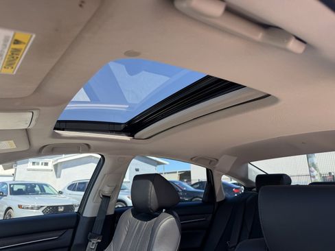 Used 2018 Honda Accord EX-L image 14