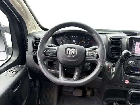 Used 2025 RAM ProMaster 2500 w/ Convenience Group image 13