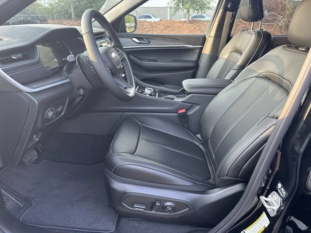 New 2025 Jeep Grand Cherokee Limited w/ Luxury Tech Group II AWD/4WD image 9