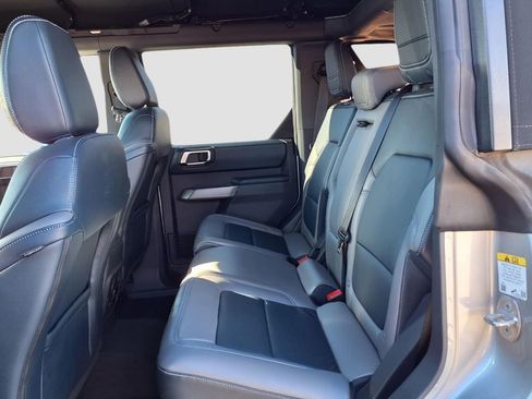 Used 2021 Ford Bronco Outer Banks image 32