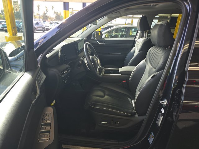 Used 2024 Hyundai Palisade Limited AWD/4WD image 5