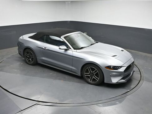 Used 2023 Ford Mustang Premium image 23