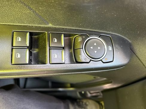 Used 2025 Ford Escape Active AWD/4WD image 27