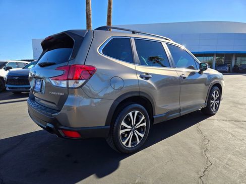 Used 2020 Subaru Forester Limited w/ Popular Package #3 image 6