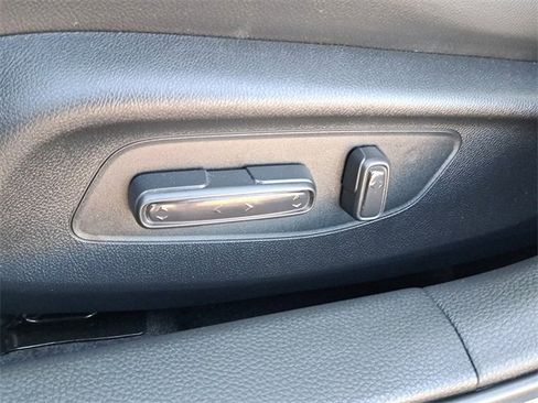 Used 2022 Honda Civic Touring image 19