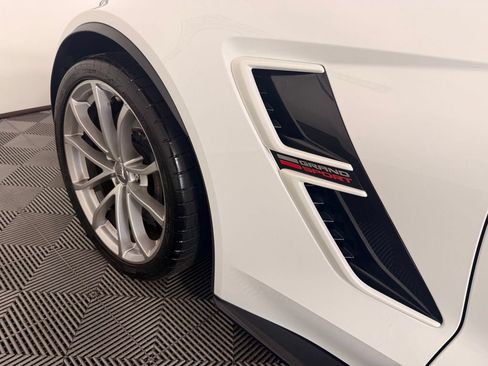 Used 2019 Chevrolet Corvette Grand Sport RWD image 10