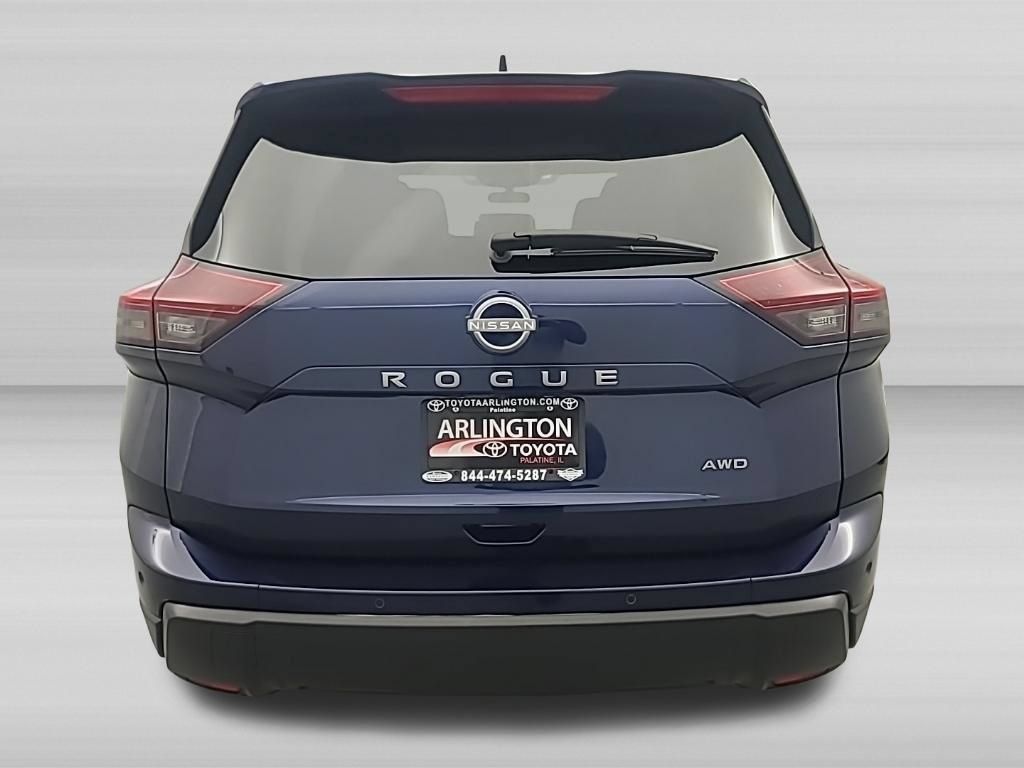 Used 2026 Nissan Rogue SV AWD/4WD image 5