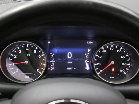 Used 2020 Jeep Compass Limited image 5