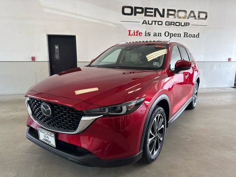 Certified 2023 MAZDA CX-5 AWD 2.5 S w/ Premium Plus Pkg image 2