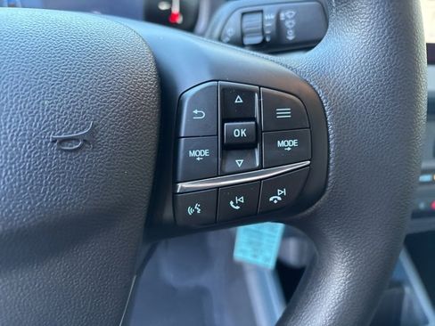 New 2025 Ford Maverick XL image 18