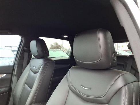 Certified 2022 Cadillac XT5 Luxury image 17