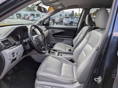 Used 2018 Honda Ridgeline RTL-T image 19