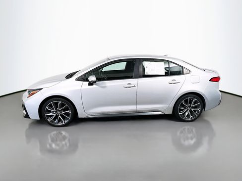 Used 2021 Toyota Corolla SE image 9