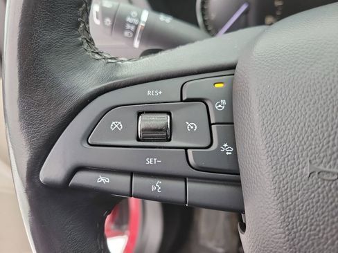 Used 2019 Cadillac XT4 Premium Luxury image 24