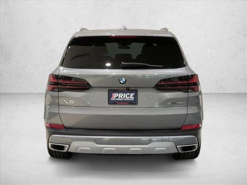 Used 2024 BMW X5 xDrive40i w/ Premium Package AWD/4WD image 7