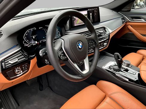 Certified 2023 BMW 530e xDrive w/ Executive Package AWD/4WD image 18