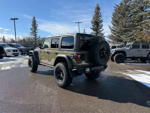New 2025 Jeep Wrangler Unlimited Rubicon w/ Convenience Group AWD/4WD image 15