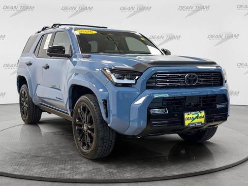 Used 2026 Toyota 4Runner Platinum AWD/4WD image 3