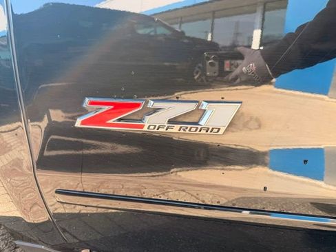 Certified 2019 Chevrolet Silverado 1500 LT w/ All Star Edition image 9