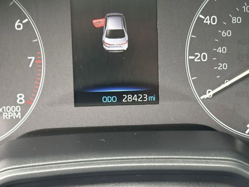 Used 2024 Toyota Corolla LE FWD image 13