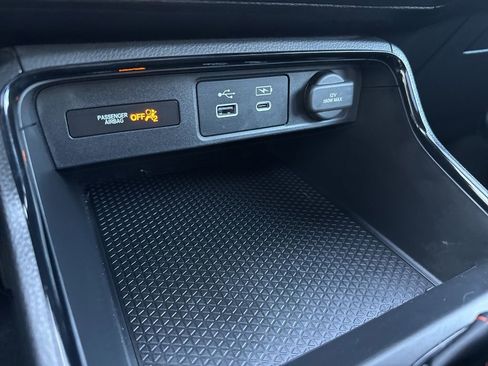 Certified 2024 Honda CR-V Sport image 32
