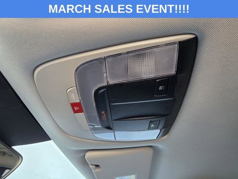 Used 2026 Kia Sportage EX image 32