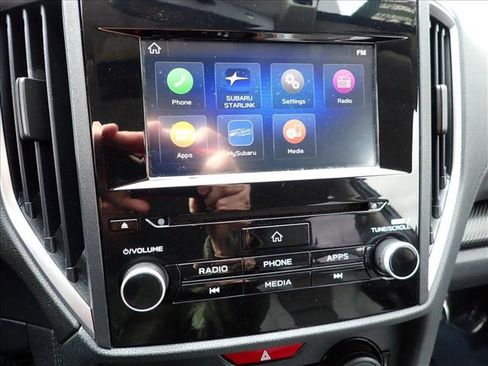 Used 2019 Subaru Crosstrek 2.0i Premium w/ Eyesight System image 18