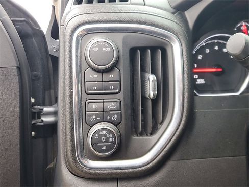 Used 2021 Chevrolet Silverado 1500 LT Trail Boss w/ LT Trail Boss Premium Package image 20