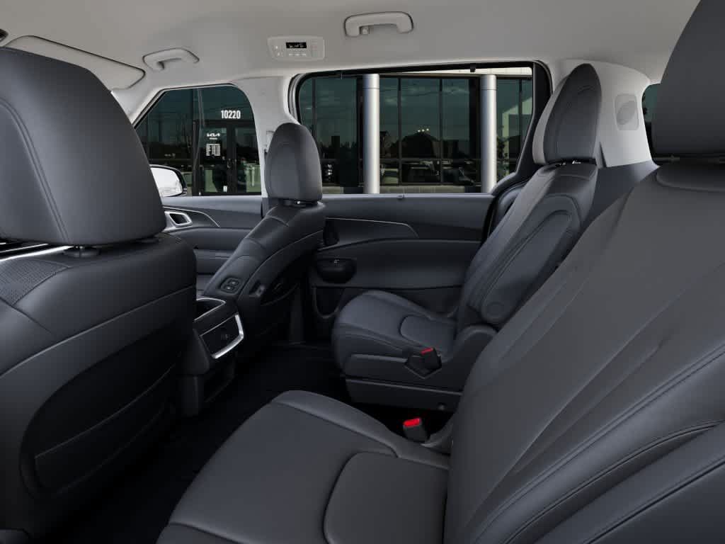 New 2027 Kia Carnival EX FWD image 18